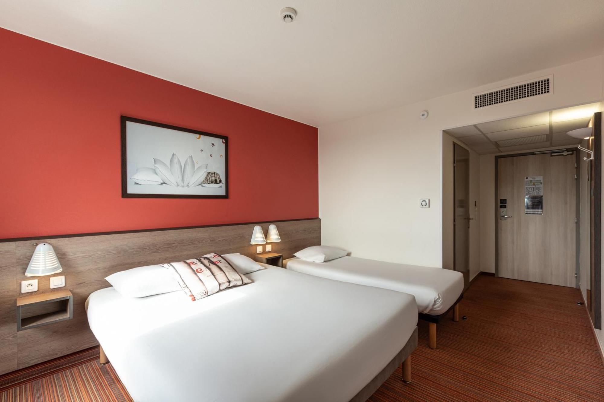 Ace Hotel Creutzwald Saint Avold Exterior foto